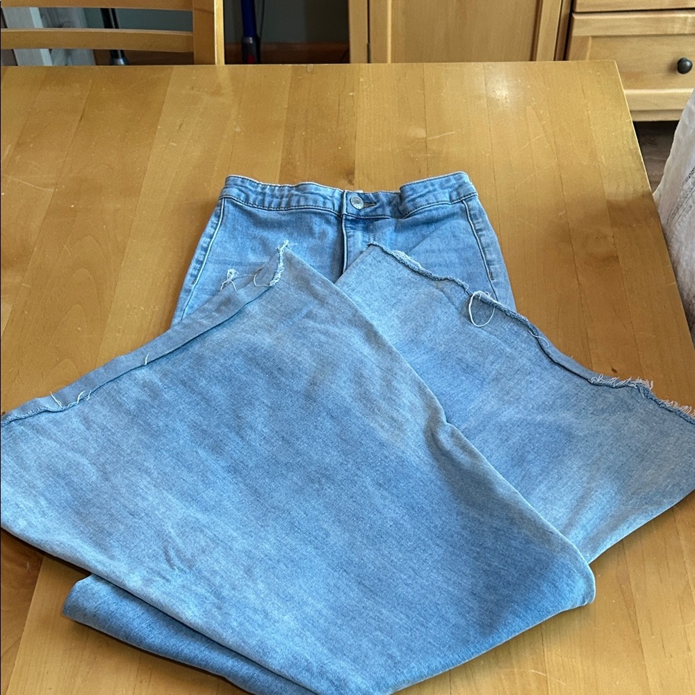 Women's Flared Blue Jeans - Picture 4 of 5